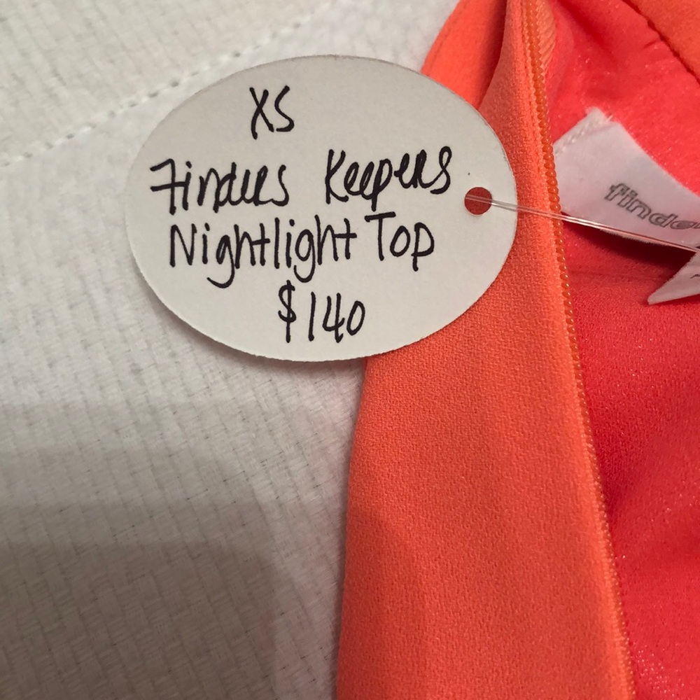 Sexy high neck top! - Picture 7 of 8
